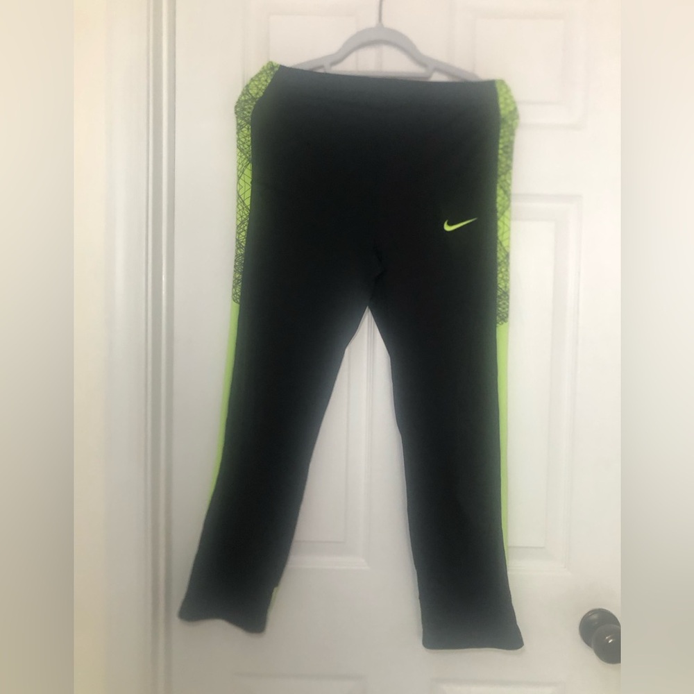 Black And Green Nike Dri Fit Sweats/joggers Size Youth L